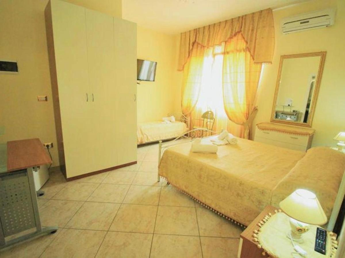 B&B Arcobaleno Salve Exterior photo